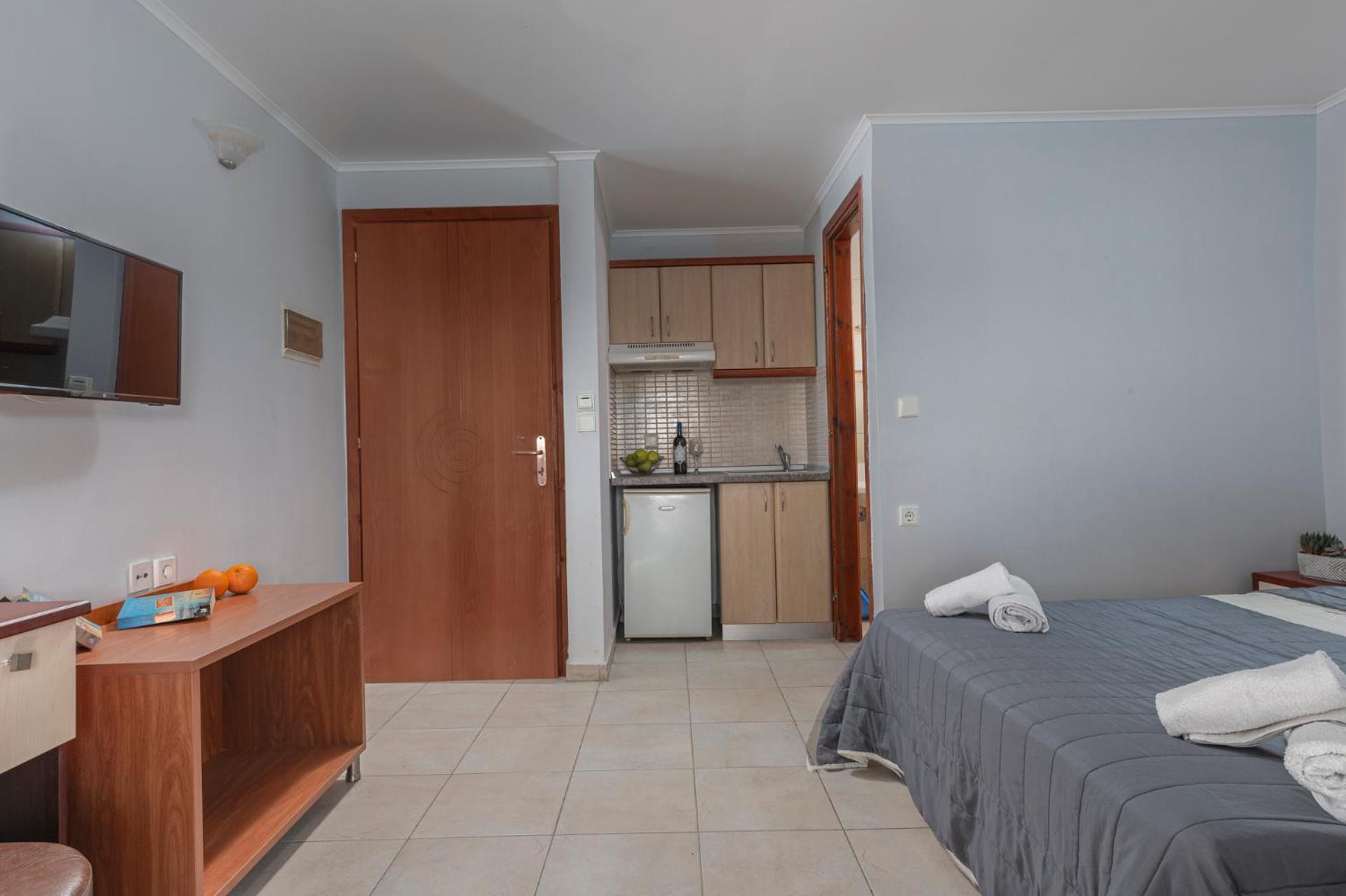 Adonis Hotel Pefkochori Zimmer foto