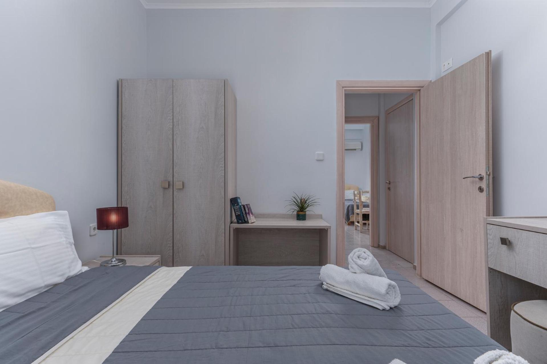 Adonis Hotel Pefkochori Zimmer foto